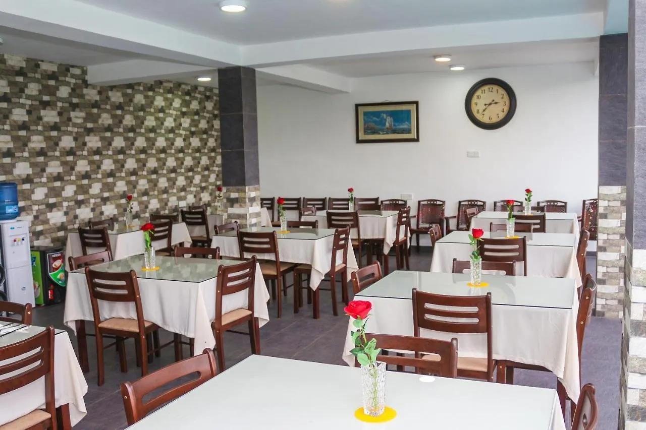 Отель River Valley Inn Канди
