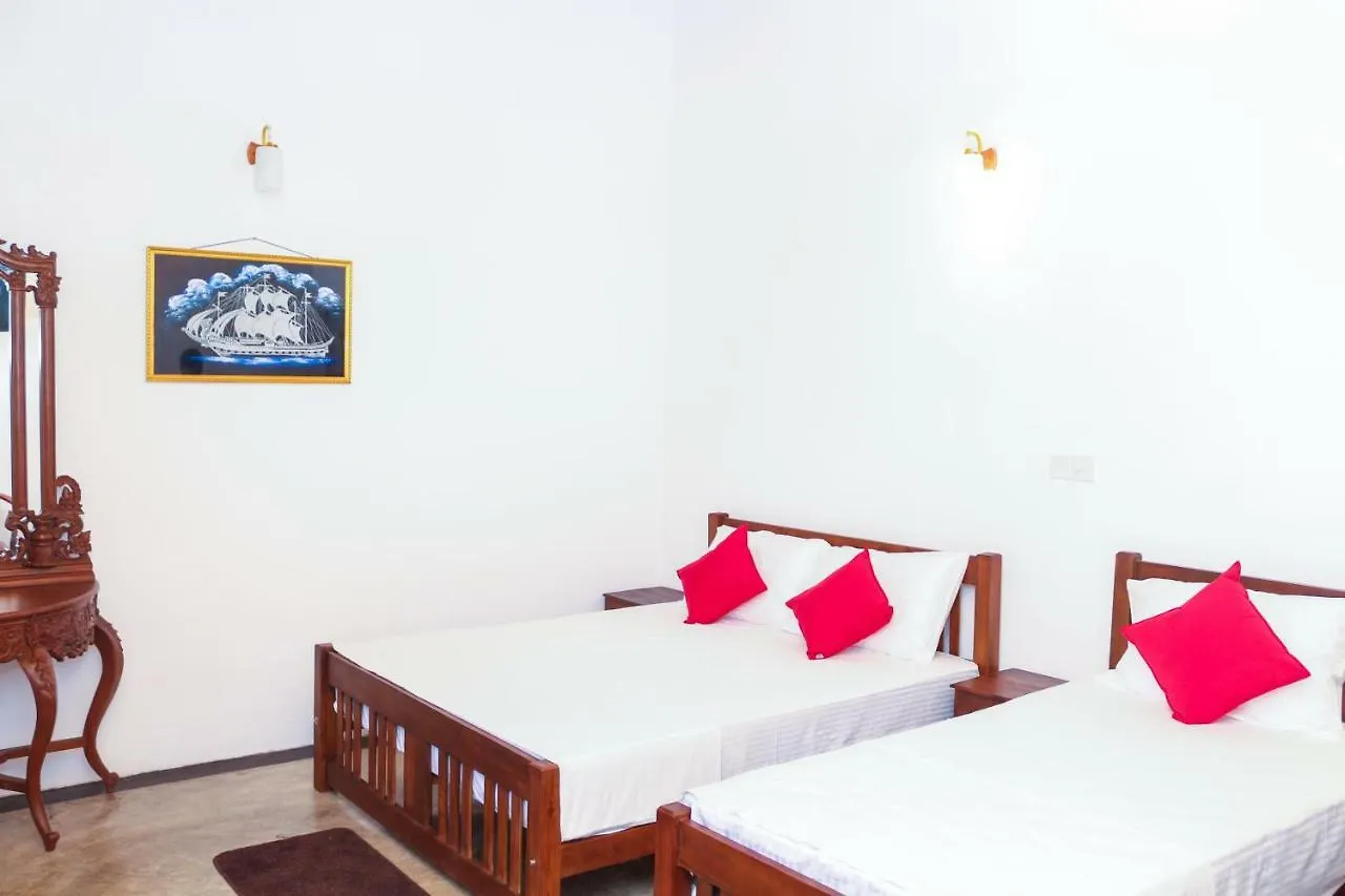 Отель River Valley Inn Канди