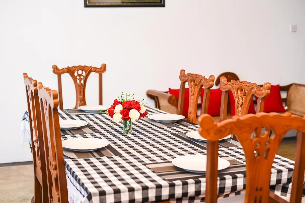 Ξενοδοχείο River Valley Inn Κάντι